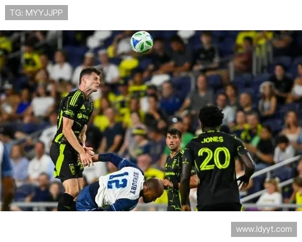 华盛顿机联主场迎战哥伦布队力争胜利展现球队实力