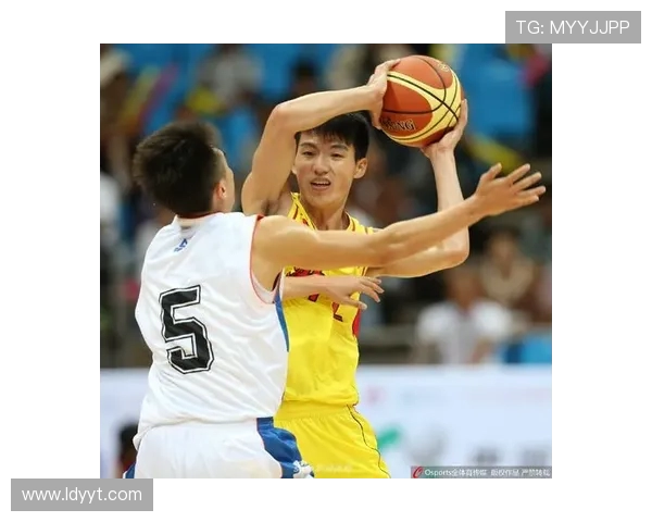 吴前:从青涩少年到篮球巨星的成长之路与奋斗故事